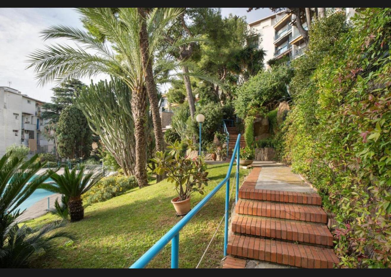 Mamariviera Home Holidays Sanremo - Casa Vista Mare Con Piscina Exterior photo